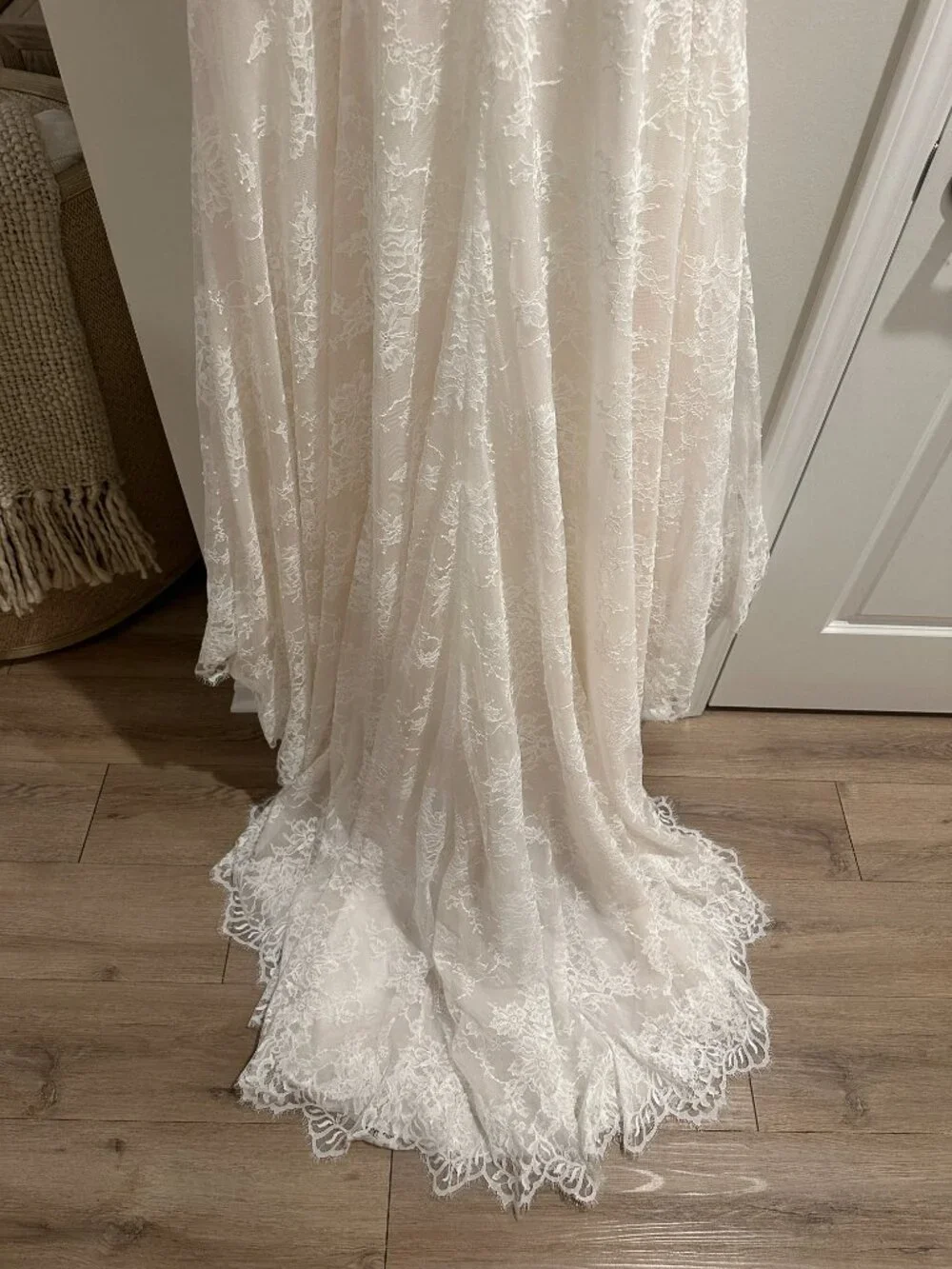 Pronovias x Anthropologie Weddings Eleny Corset Wedding Gown in Ivory Size US 8